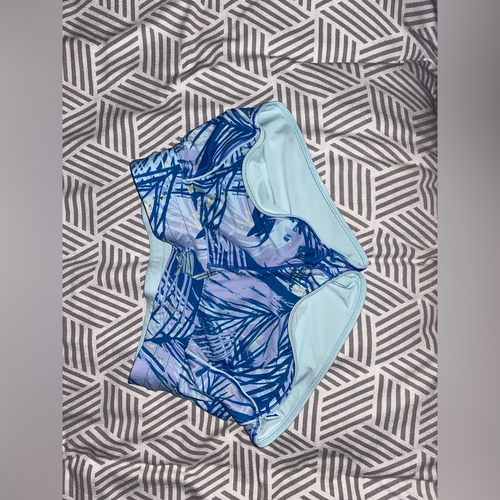 IVIVA (girls lululemon) reversible swim short
